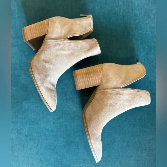 EUC Steve Madden Darci Ankle Boots - Picture 2 of 11